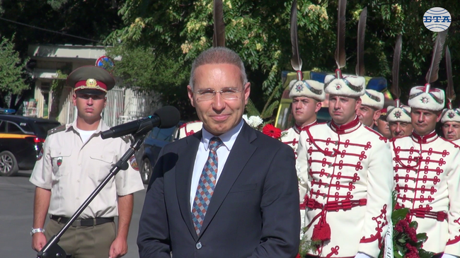 Ген. Владимир Вазов е един от най-великите съвременни пълководци и кметове на София, каза Веселин Тодоров, изпълнителен директор на „Сиела Норма“ АД