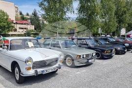 Смолян - ретро автомобили - парад
