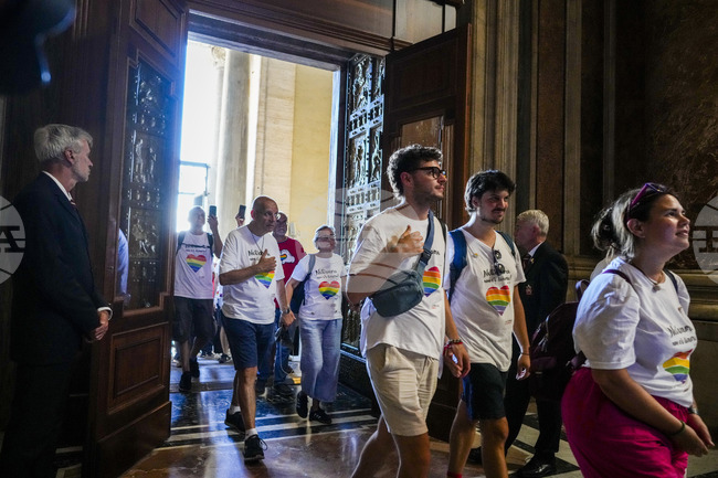 Vatican LGBTQ+