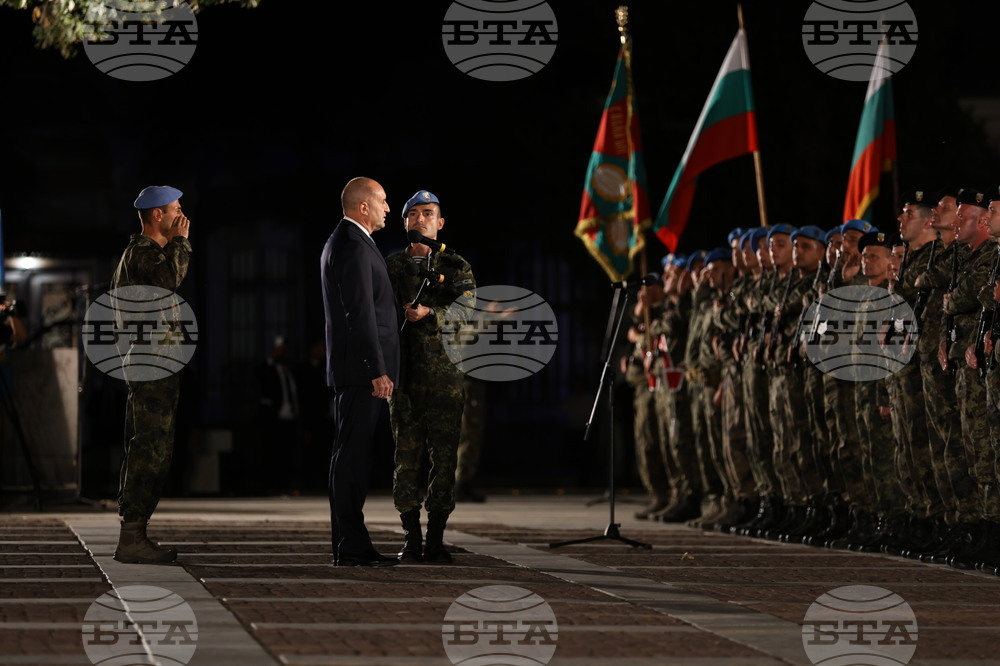 Politicians Address Bulgarians on Unification Day