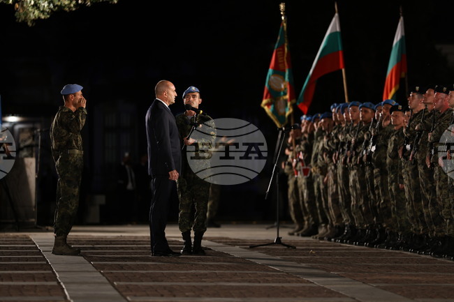 Politicians Address Bulgarians on Unification Day