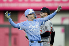 Twins Royals Baseball