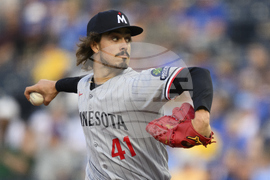 Twins Royals Baseball