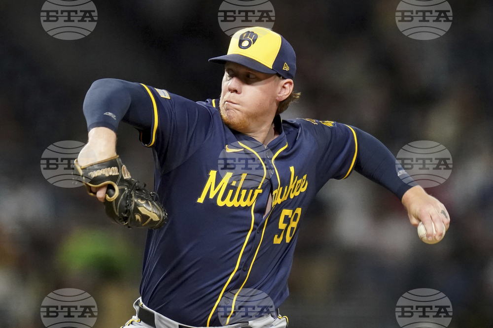 Brewers Pirates Baseball