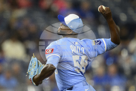 Twins Royals Baseball