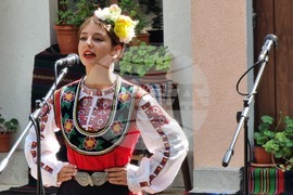 Село Търнава - национален фолклорен конкурс „С песните на Гинка Иванова - от Бакаджик до Тунджа“
