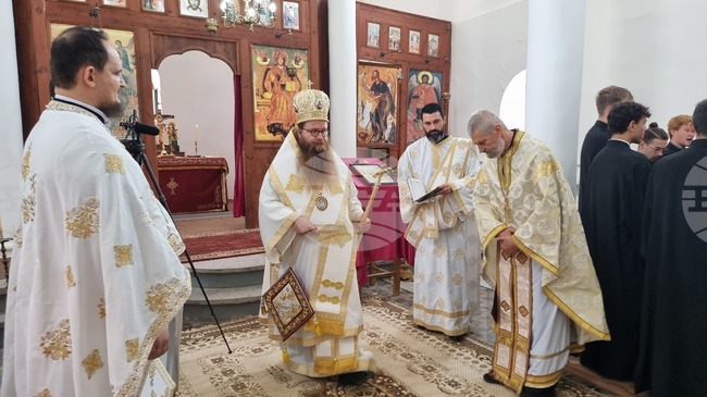 С благодарност към Бога се събираме всяка неделя, каза Знеполският епископ Мелетий в Балчик