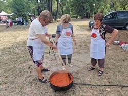 Чирпан - Празник на лютеницата и чирпанската наденица