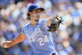 Twins Royals Baseball