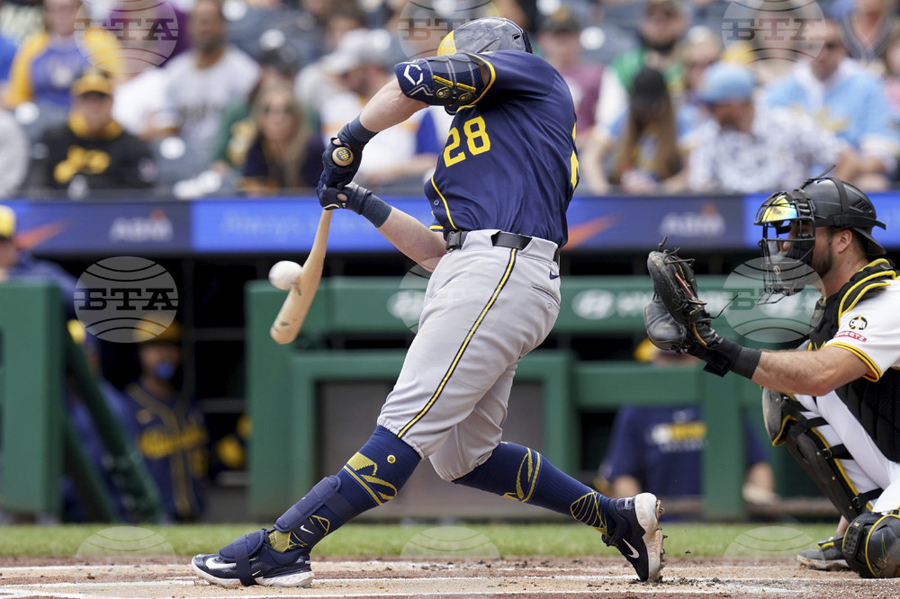 Brewers Pirates Baseball