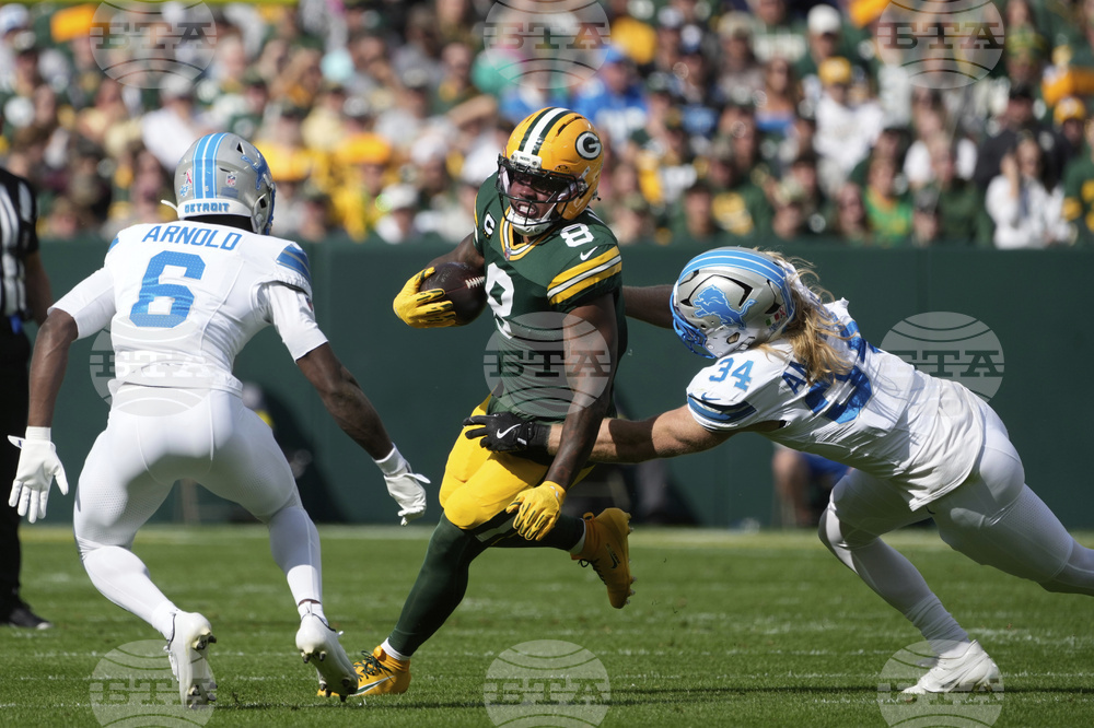 Lions Packers Football