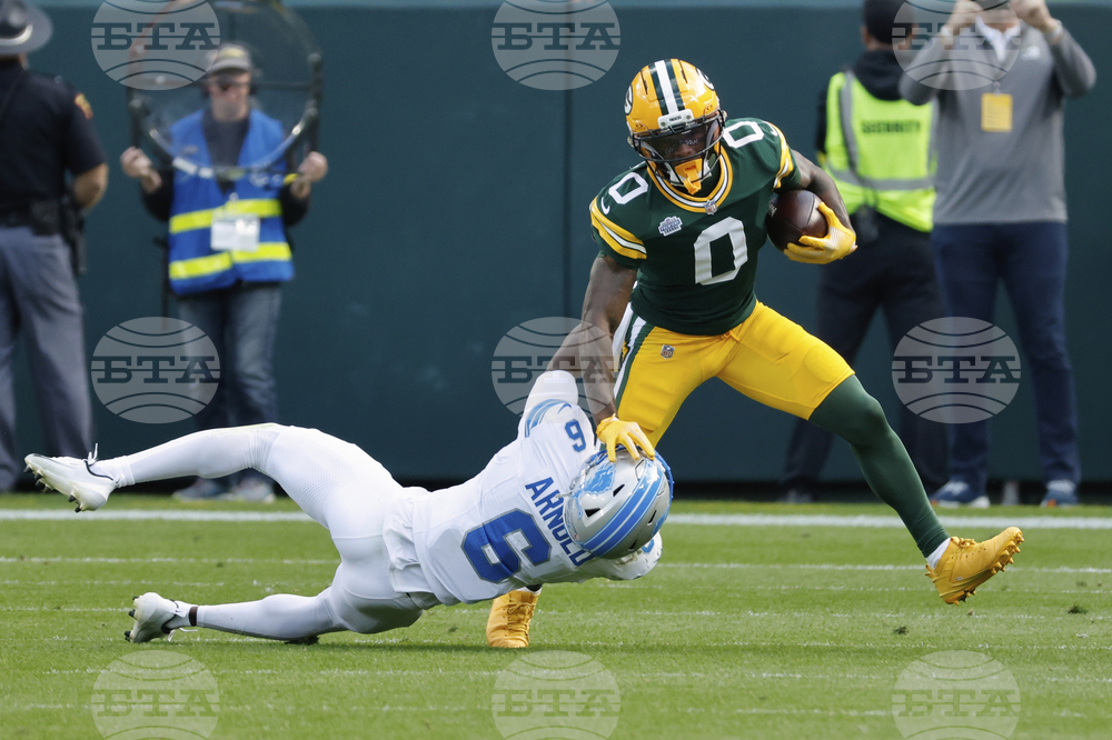 Lions Packers Football