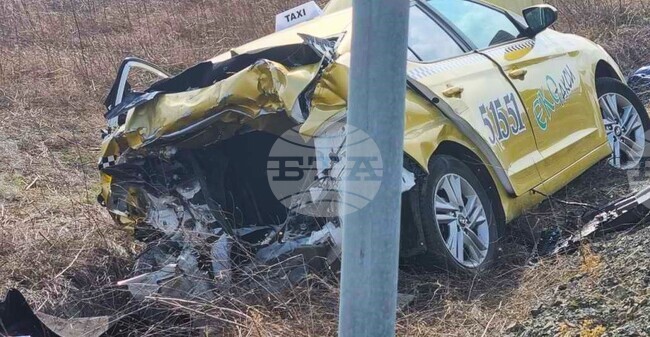 Поморие - пътен инцидент - таксиметров автомобил - загинал