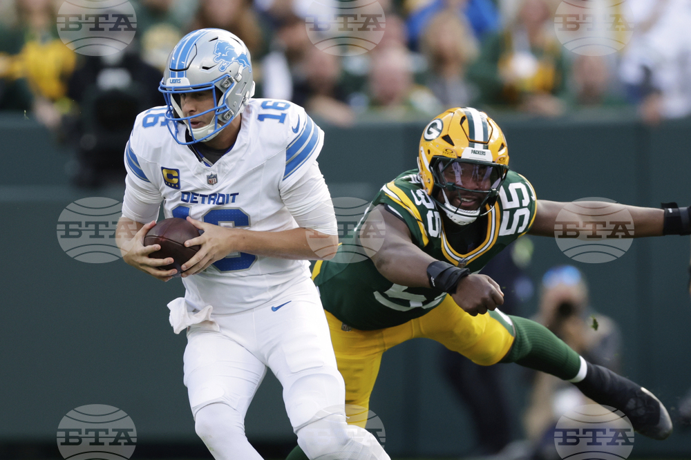 Lions Packers Football