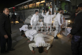 Mideast Wars Israel Prisoners