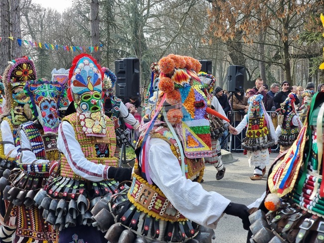 „Кукерският сезон“ в Тунджанско ще продължи месец и половина, а хлопки ще огласят 15 села