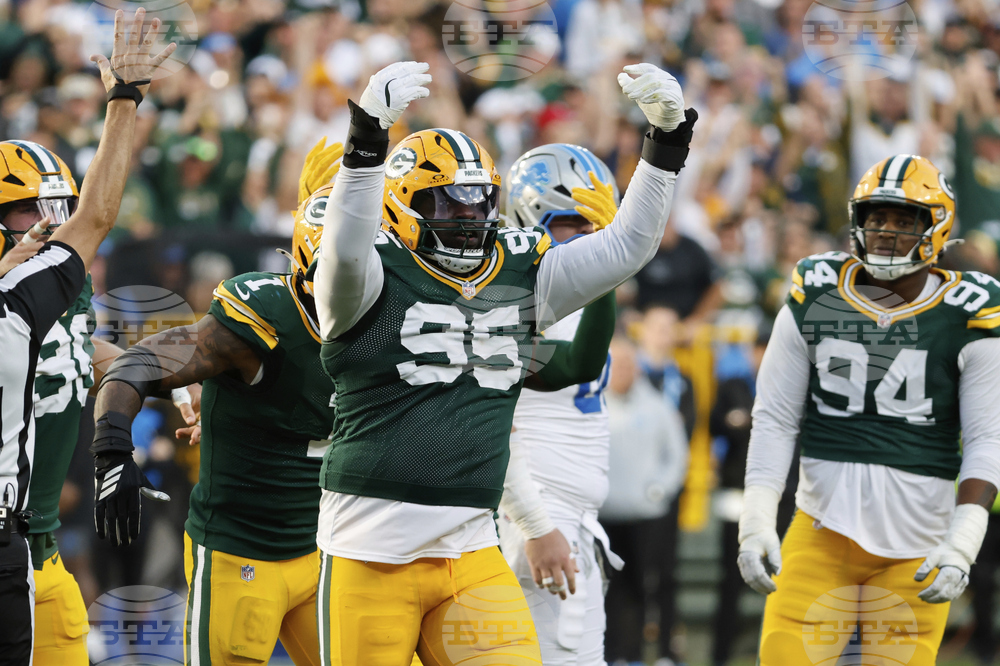 Lions Packers Football