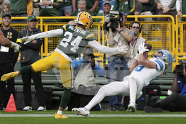 Lions Packers Football