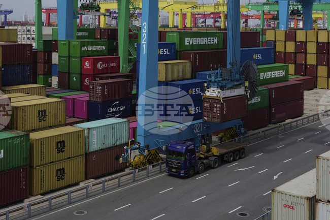 Китай и Великобритания са се споразумели да улеснят търговията със стоки с двойна употреба