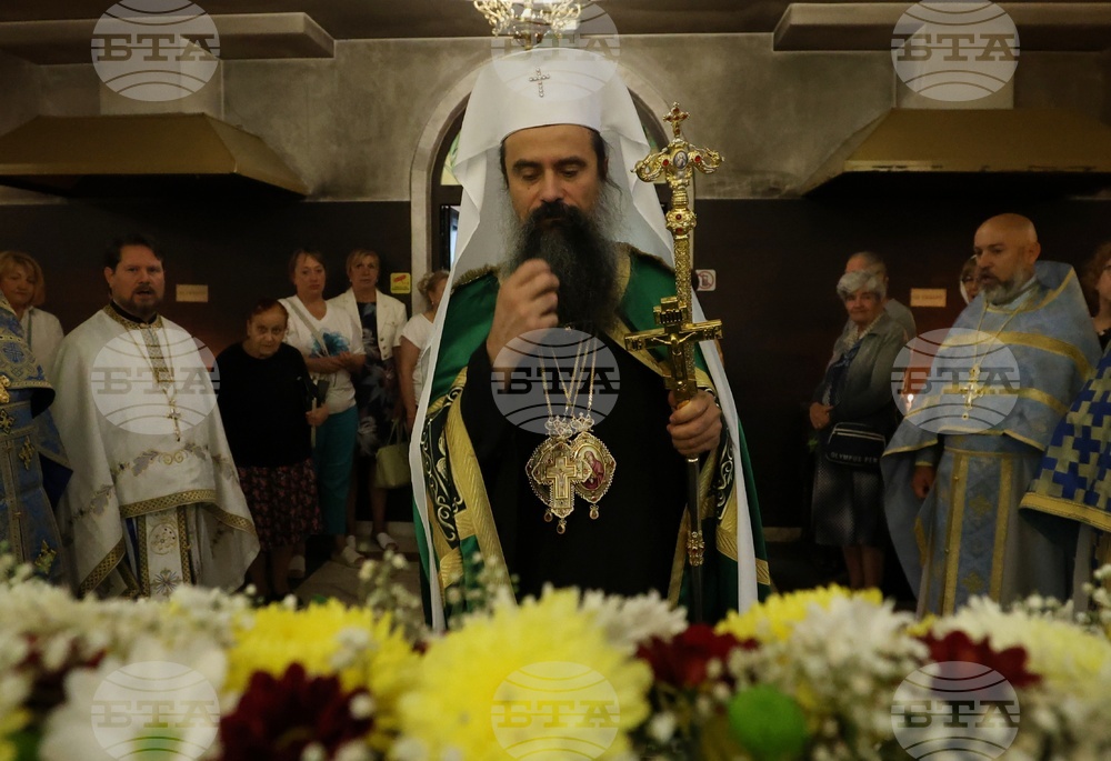 Столичен храм „Рождество Богородично“ - патриарх Даниил - литургия