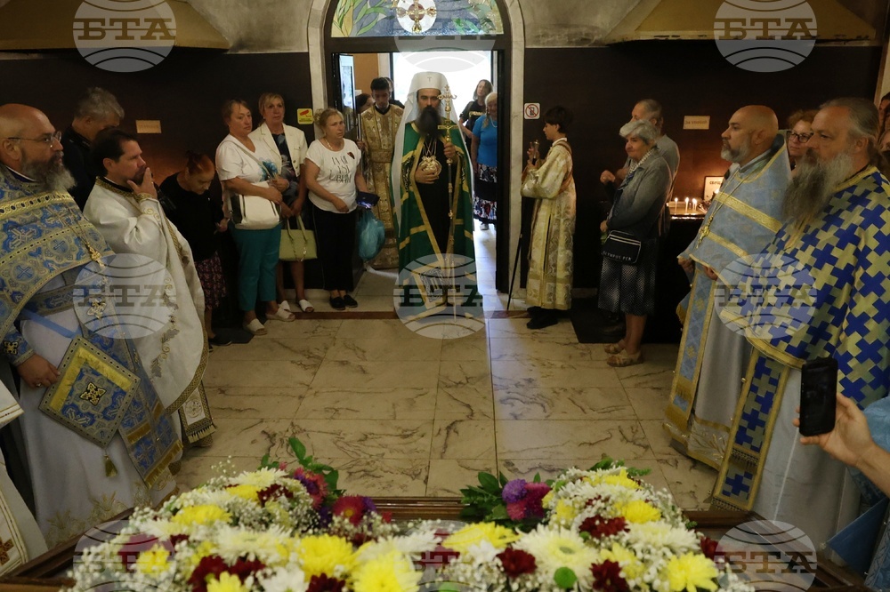 Столичен храм „Рождество Богородично“ - патриарх Даниил - литургия