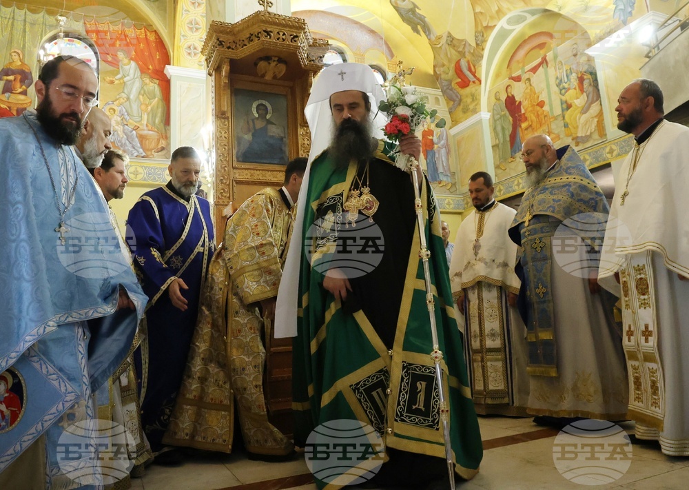Столичен храм „Рождество Богородично“ - патриарх Даниил - литургия