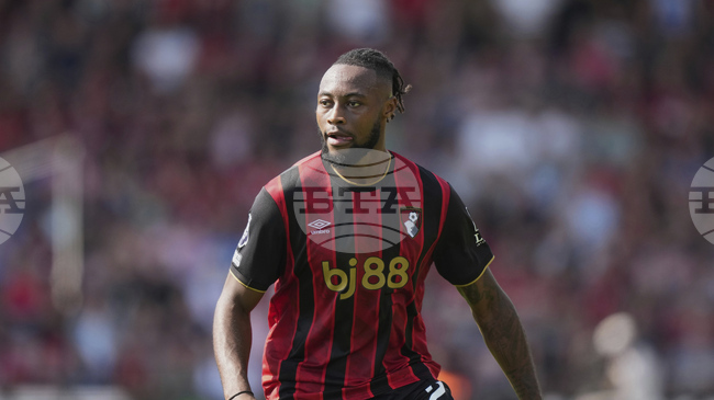 Антоан Семеньо може да бъде продаден от Борнемут през януарския трансферен прозорец