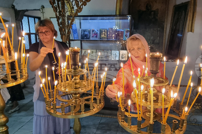 Денят на Хасково започна с тържествена света литургия