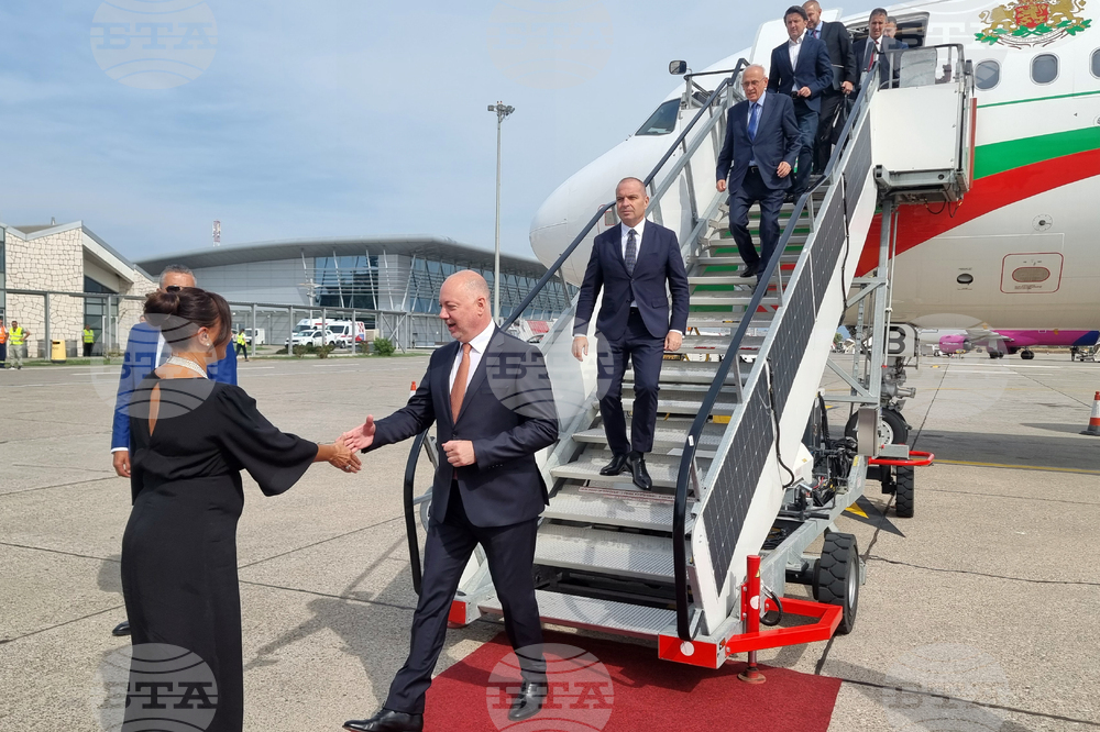 PM Zhelyazkov Arrives in Montenegro