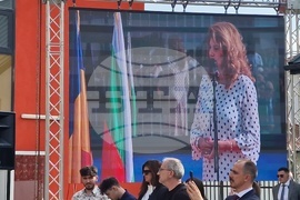 Румъния - лицей „Св. св. Кирил и Методий” - годишнина - Илияна Йотова