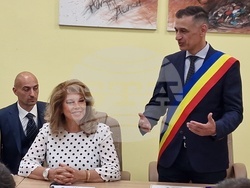 Румъния - Стар Бешено - празнично заседание на Общинския съвет - Илияна Йотова