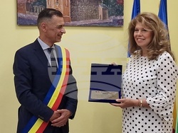 Румъния - Стар Бешено - празнично заседание на Общинския съвет - Илияна Йотова