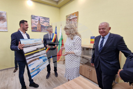 Румъния - Стар Бешено - празнично заседание на Общинския съвет - Илияна Йотова