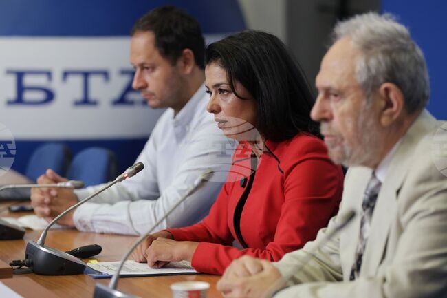 Ваня Григорова обяви кампания срещу увеличаване на пенсионната възраст над 65 години и за премахване на максималния осигурителен доход 