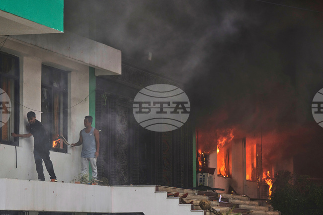 Броят на загиналите при антиправителствените протести в Непал се увеличи на 22 души