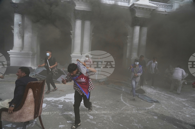 В Непал протичат консултации, подети от армията с цел сформирането на ново правителство