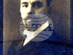 Иван Попов, снимка – Художествен архив на Народния театър „Иван Вазов“