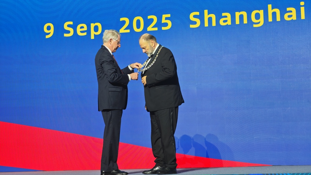 Д-р Николай Шарков встъпи в длъжност като президент на Световната дентална организация