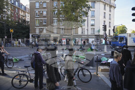 France Block Everything