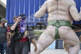 France Block Everything