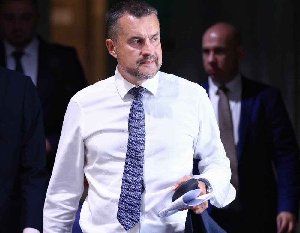 Калоян Методиев, "Непокорна България": Позиция