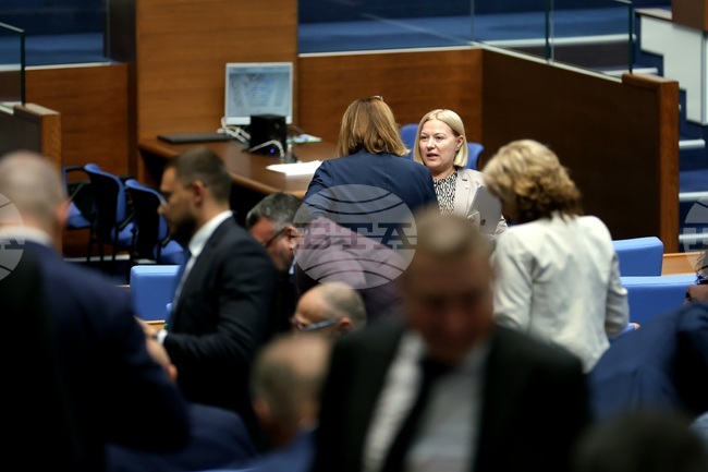 Парламентът одобри на първо четене промени в Закона за търговския регистър и регистъра на юридическите лица с нестопанска цел