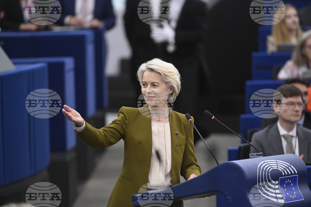 АФП: След крайната десница и радикалната левица в Европарламента внесе искане за вот на недоверие на Урсула фон дер Лайен