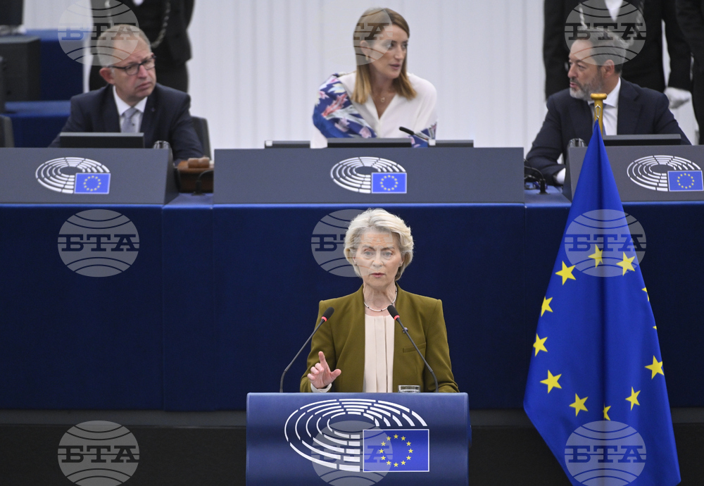 Готови сме да представим правен текст за ползване на замразените руски активи, каза Фон дер Лайен в ЕП 