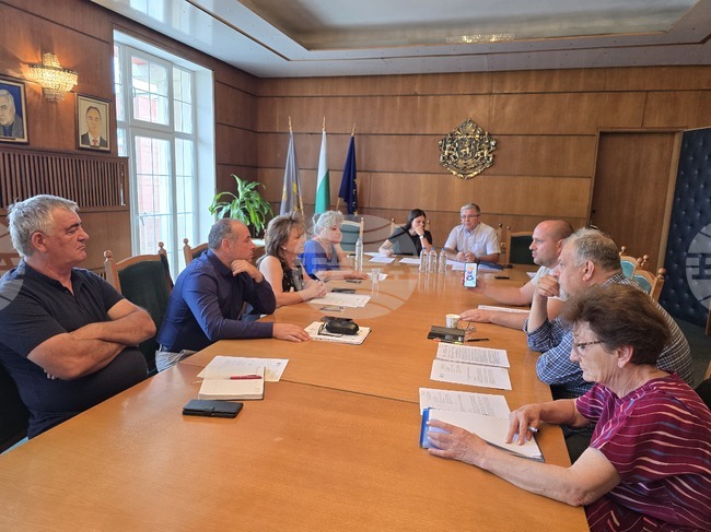 Два нови сондажа за намиране на вода за питейно-битови нужди започват в Плевенско