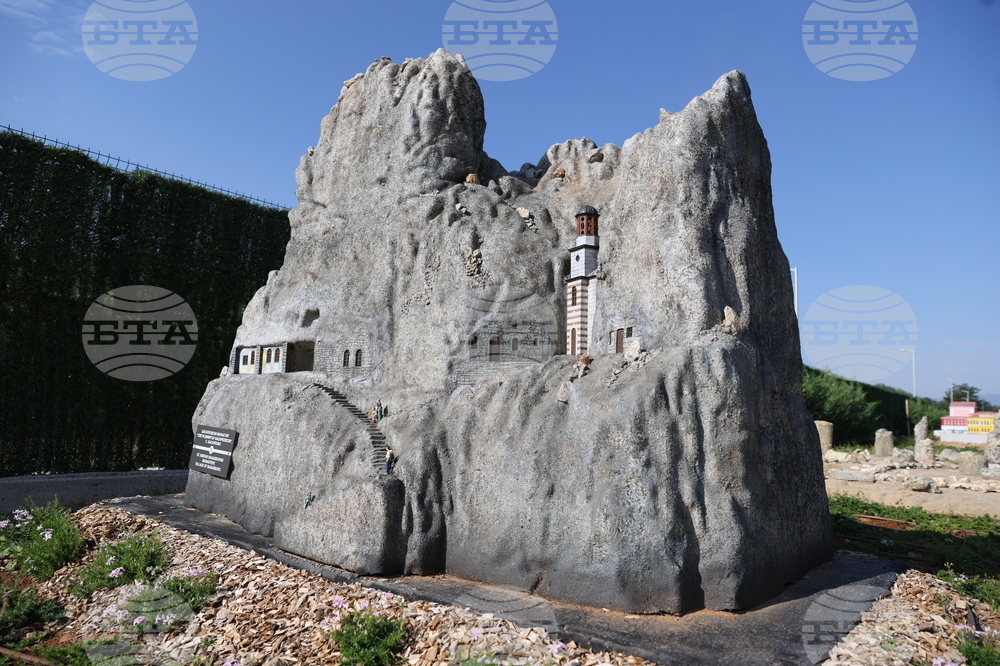 Правец - Парк-музей на открито Bulgaria Land