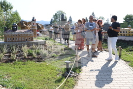 Правец - Парк-музей на открито Bulgaria Land