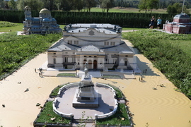 Правец - Парк-музей на открито Bulgaria Land