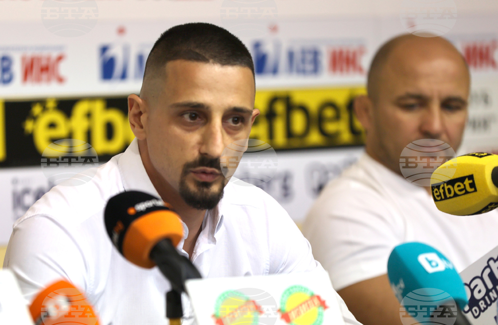 Българска федерация по борба полага много усилия и чака резултати в следващите години, заяви главният секретар Недко Мариянов