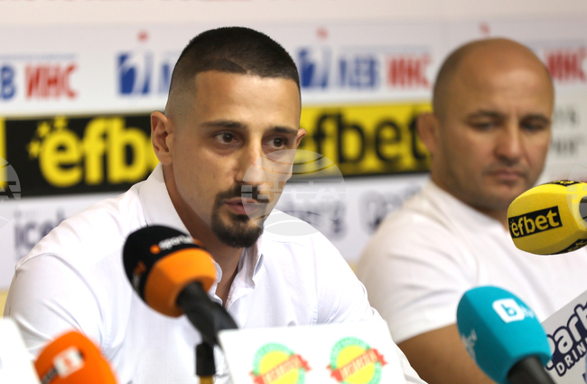 Българска федерация по борба полага много усилия и чака резултати в следващите години, заяви главният секретар Недко Мариянов